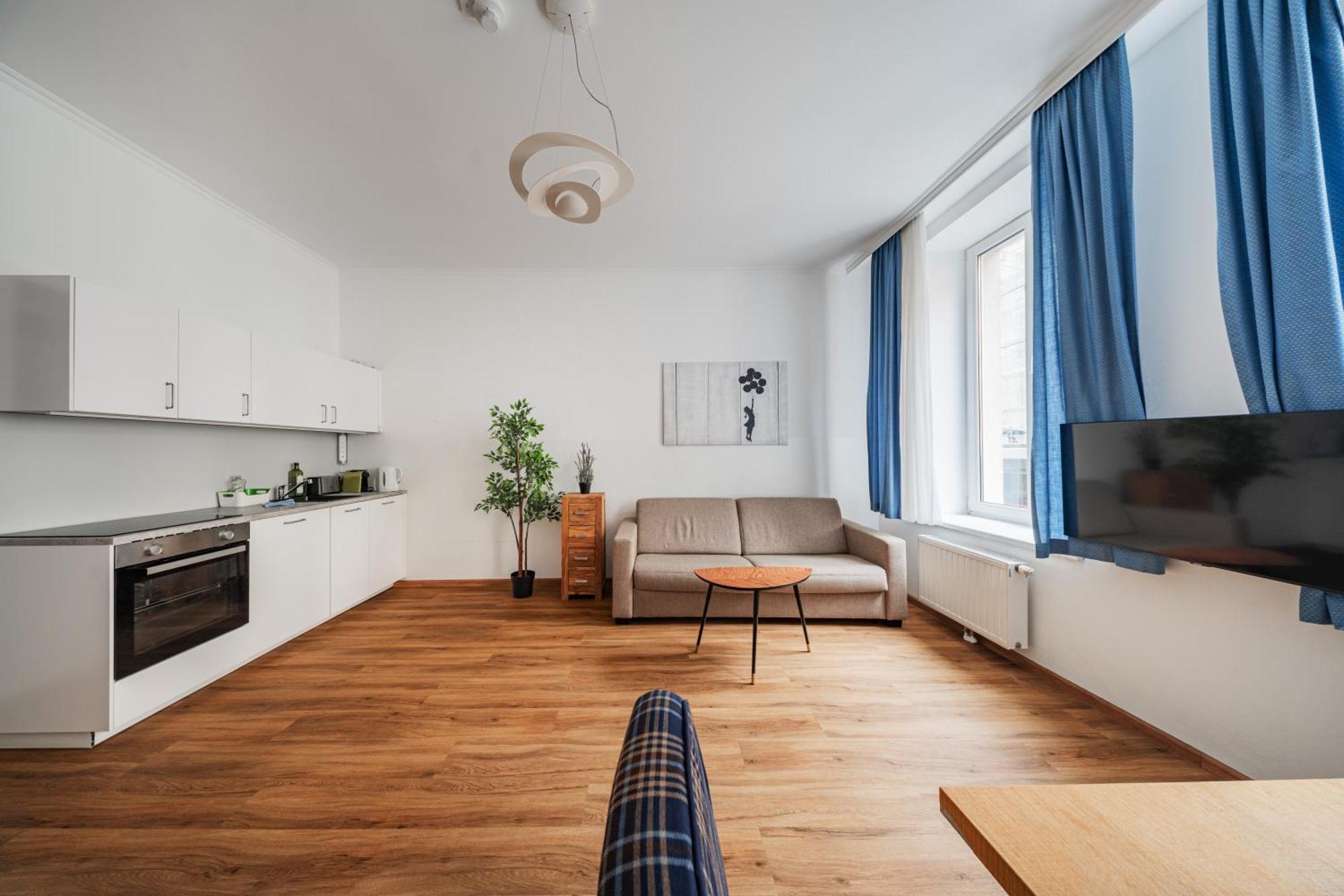 74 Living Apartments Вена Экстерьер фото