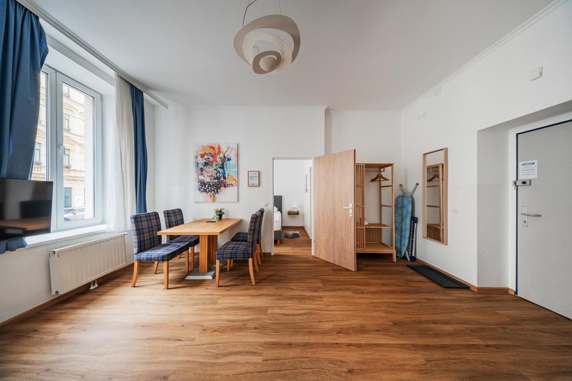 74 Living Apartments Вена Экстерьер фото
