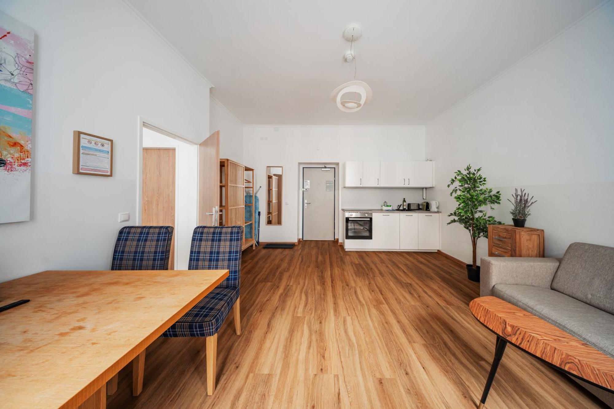 74 Living Apartments Вена Экстерьер фото