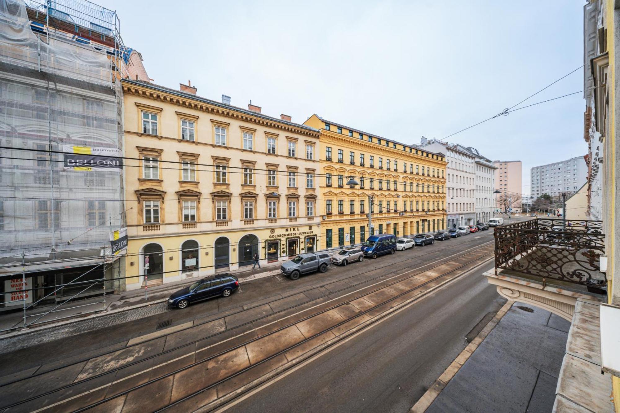 74 Living Apartments Вена Экстерьер фото