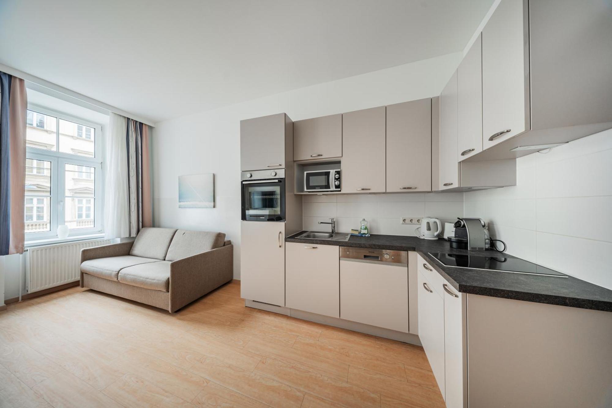 74 Living Apartments Вена Экстерьер фото